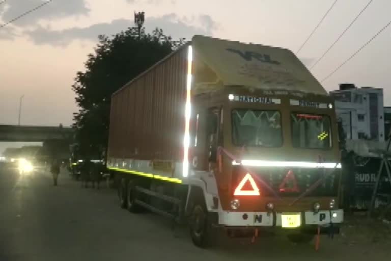 road accident onVadodara highway