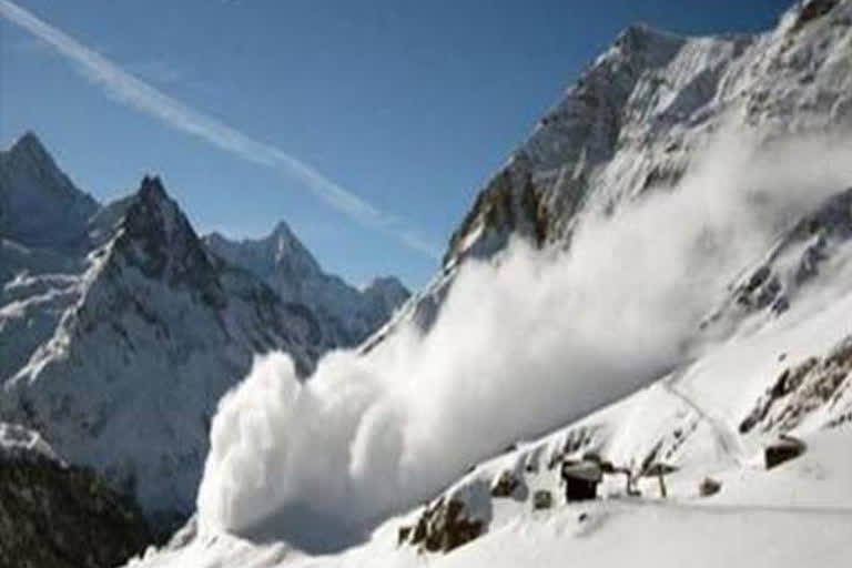 J&K Snow avalanche