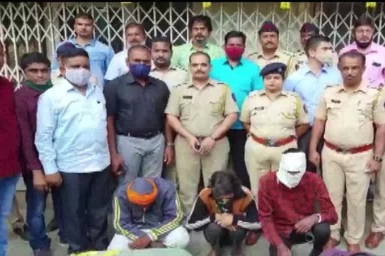 Three arrested for cash van robbery in maharastra