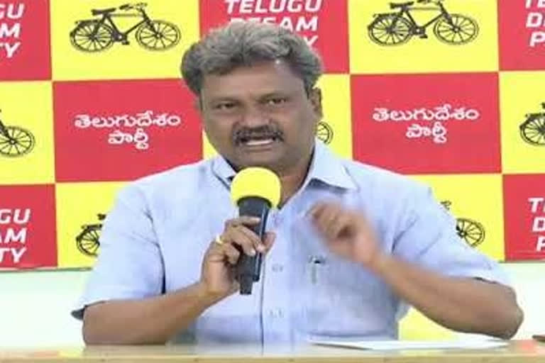 pilli manikyalarao fires on ysrcp government