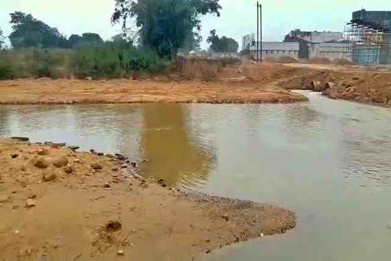 Cleaning of Chhat Ghat in Giridih