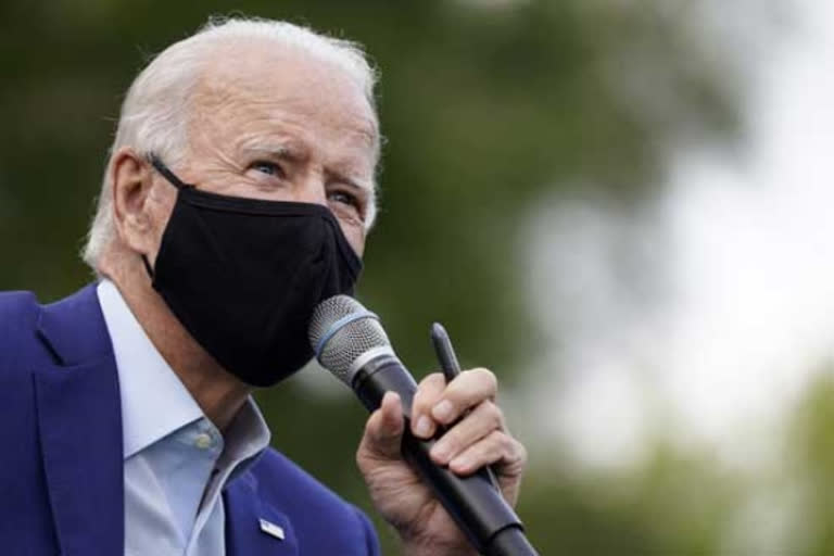 Joe Biden wipes away tears during interacted with with frontline workers of covid