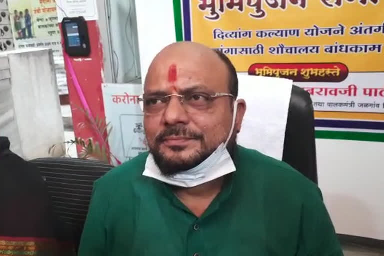 गुलाबराव पाटलांची बोचरी टीका