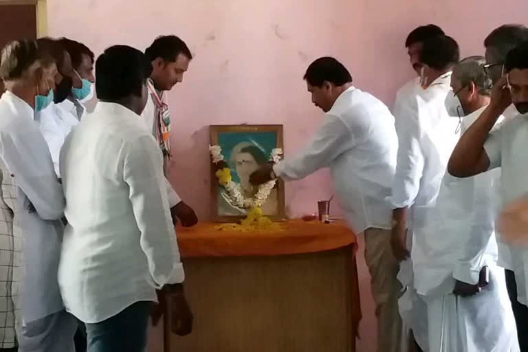 Indira Gandhi's birthday was celebrated at the District yadgir karnataka