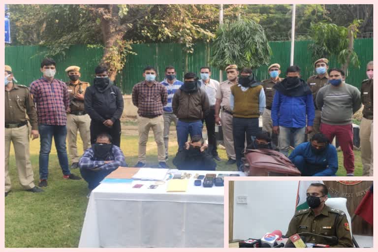 delhi police arrested 8 members of lifafa gang