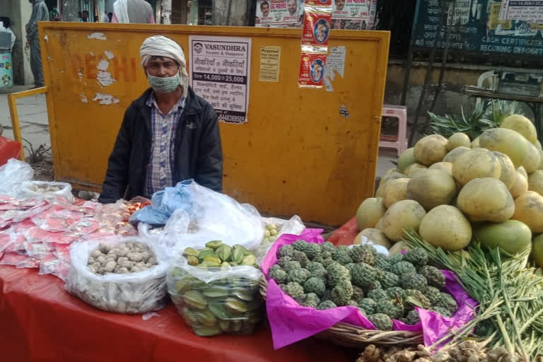 recession in market during chhath puja IN DELHI