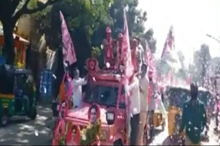 Trs party rallies on the last day of Greater Nominations