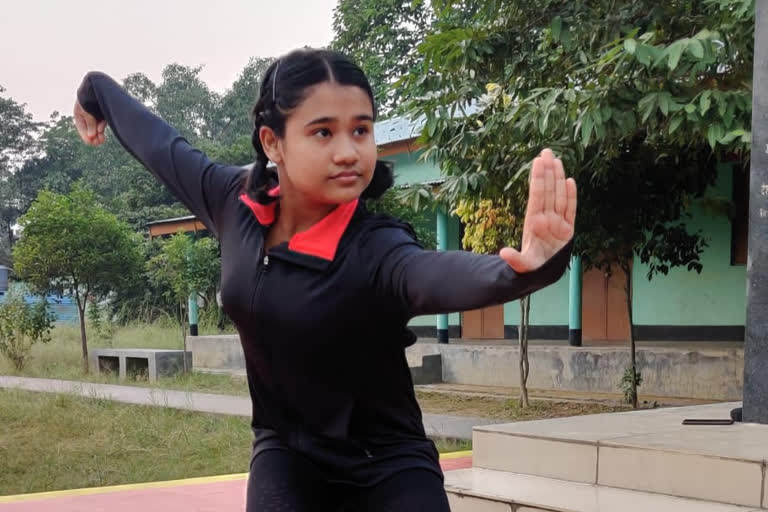 attack against women  violence against women  Guwahati girl writes to Modi  seeks free self defence courses for girls  സ്തീകള്‍ക്ക് സൗജന്യ സ്വയം പ്രതിരോധ കോഴ്സ്  സ്വയം പ്രതിരോധ കോഴ്സ്  സ്തീ സുരക്ഷ  നരോന്ദ്രമോദി  രാജ്യത്തെ സ്ത്രീ സുരക്ഷ  സ്ത്രീകള്‍ക്കായി സൗജന്യ സ്വയം പ്രതിരോധ കോഴ്സ്