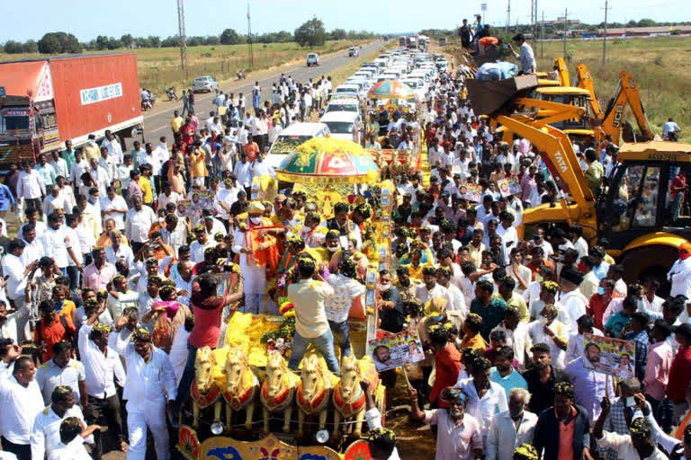 Demonstration of cohesion of local aspirants in basava welfare