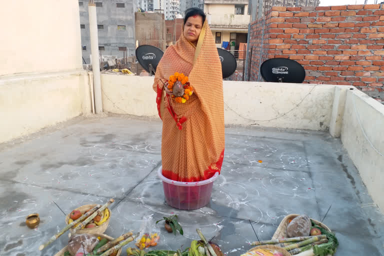 Women celebrated Chhath on the terrace