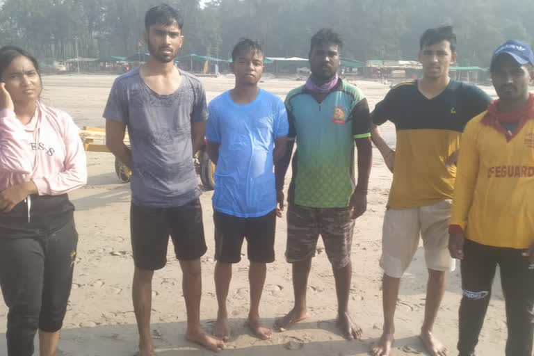 lifeguard saved nine people from drowning in kashid beach raigad