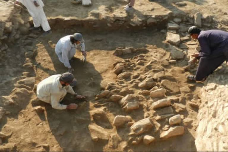 LORD VISHNUS 1300 YEAR OLD TEMPLE DISCOVERED IN NORTHWEST PAKISTAN