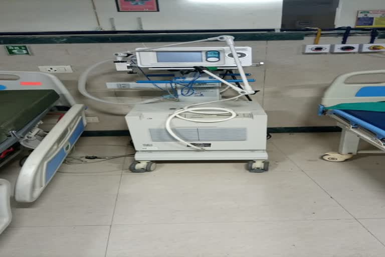 Corona patients not getting treatment even after having ventilator in hospital bhiwani