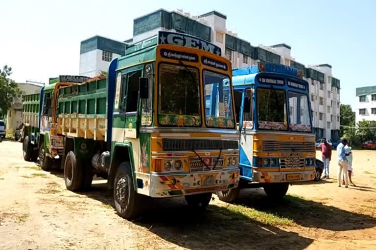 சட்டவிரோதமாக செம்மண் கடத்தல்