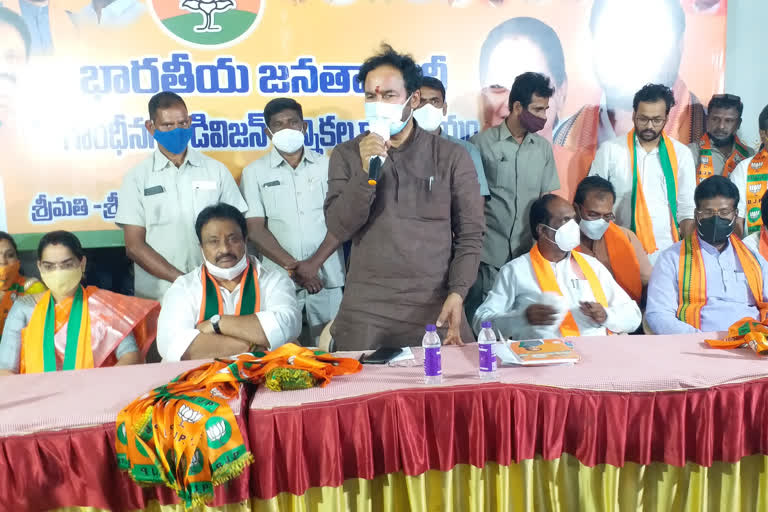 kishan reddy participated ghmc election campaign at gandhinagar