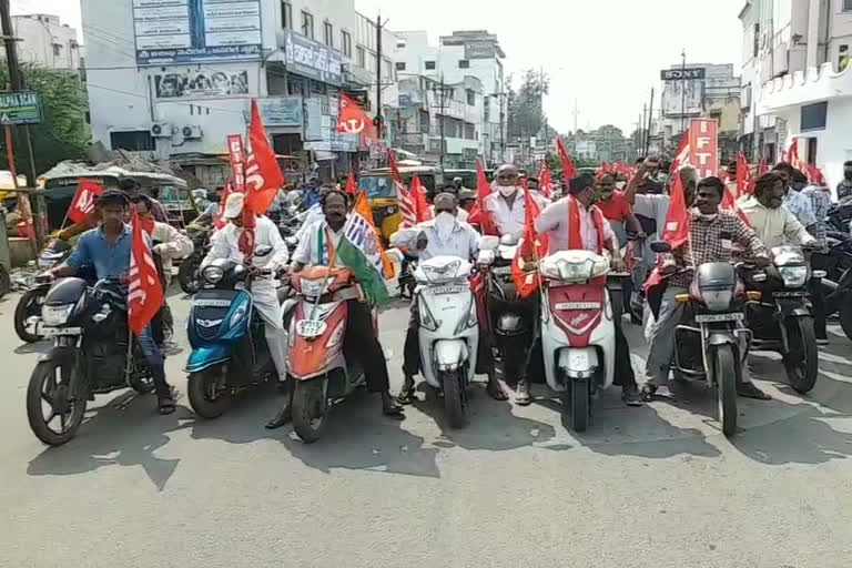 TREAD_UNIONS_BIKE_RALLY_