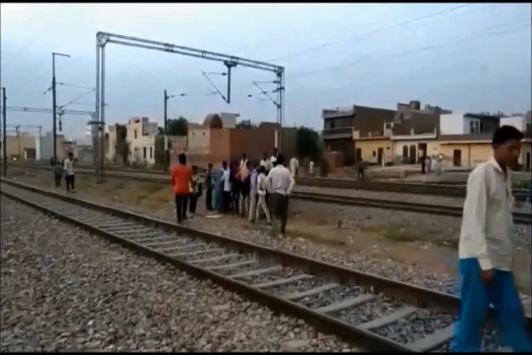 elderly cancer victim commits suicide by train in palwal