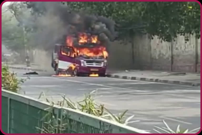 moving ambulance  caught fire in Indrapuri Fire brigade got the fire under control