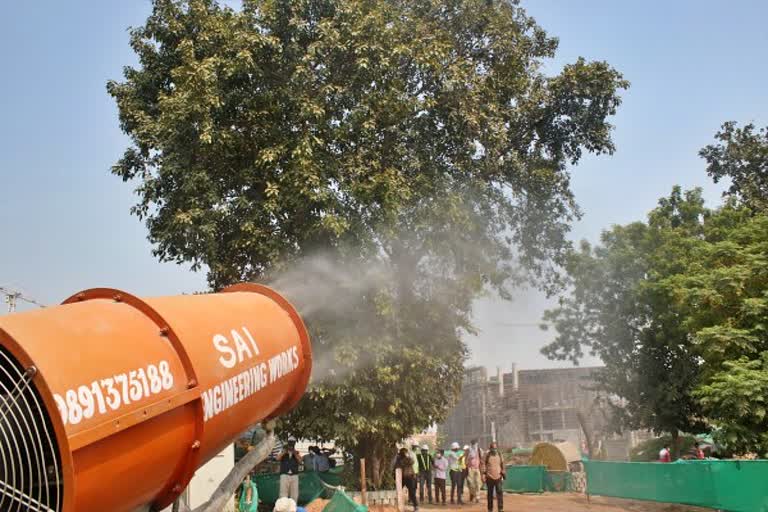 23-anti-smog-guns-across-delhi-to-combat-dust-pollution