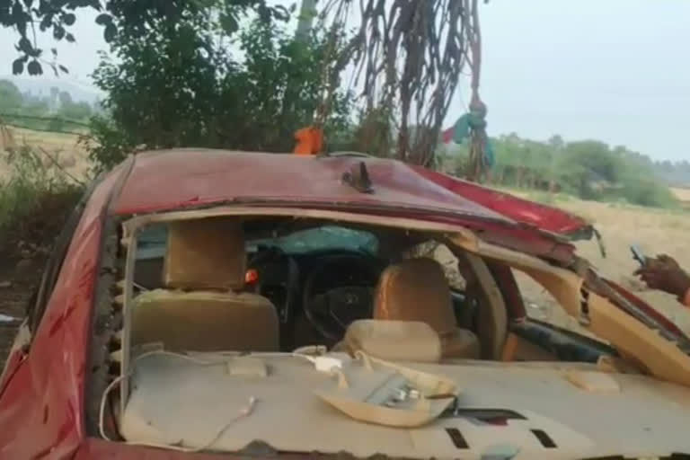 road accident at venkaraiahpally in karimngar district