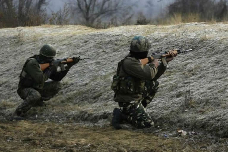 Kupwara gunfight  കുപ്‌വാരയിൽ ഏറ്റുമുട്ടൽ  gunfight kupwara  security forces and militants fight kupwara