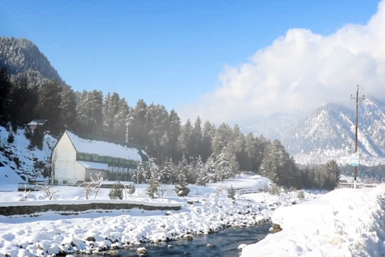 With COVID-19 protocols in place  tour operators gear up to welcome tourists in Kashmir  kashmir tourism  കശ്‌മീർ ടൂറിസം  കൊവിഡ് മാനദണ്ഡങ്ങൾ  കശ്മീരിലേക്ക് സ്വാഗതം