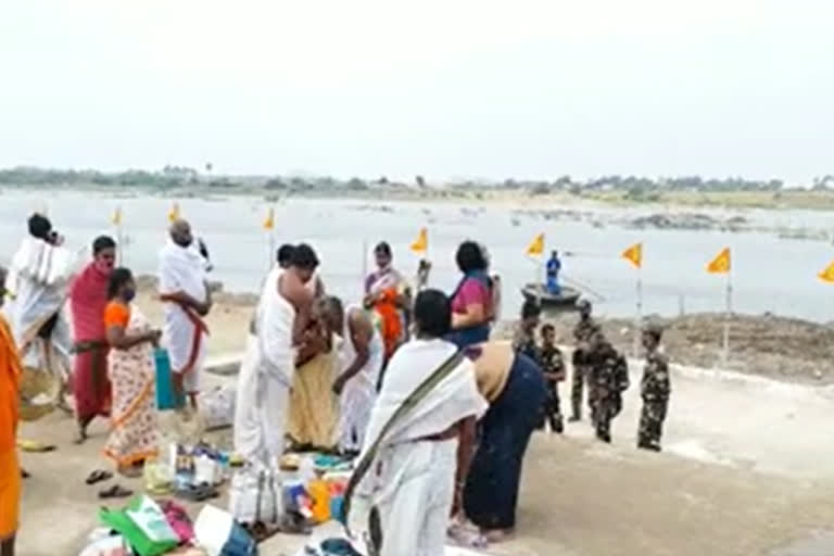 Pushkara Ghats in Mantralayam