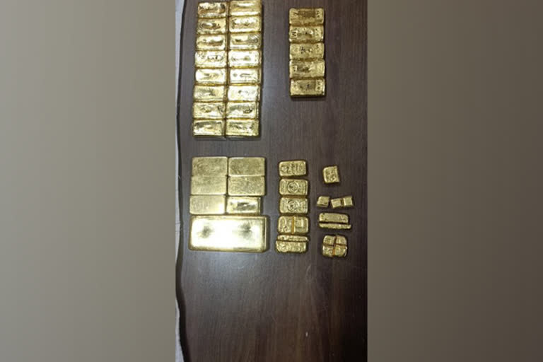 Gold smuggling in Delhi