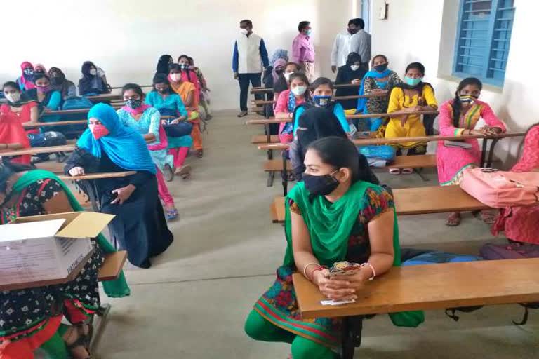 Covid test for students at AVK College, Davanagere