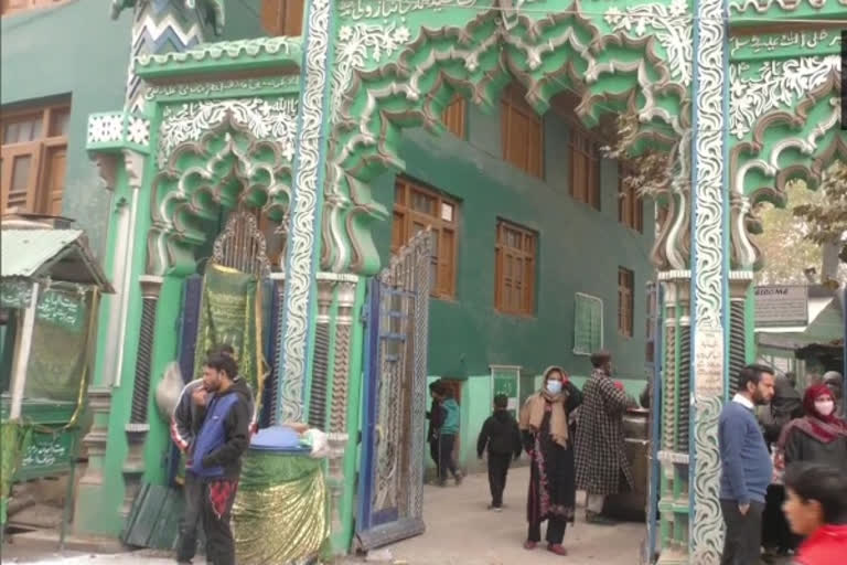 Annual Urs of Sufi saint Janbaz Wali celebrated in North Kashmir