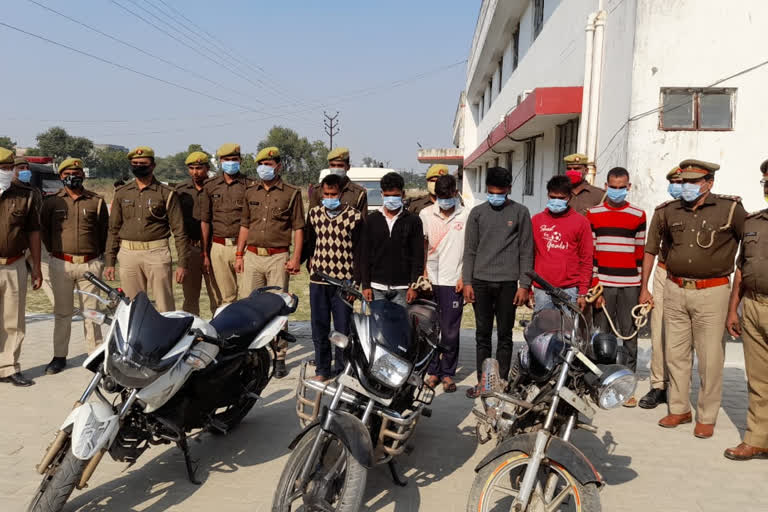 लूट में शामिल 6 लूटेरे पुलिस की गिरफ्त में.