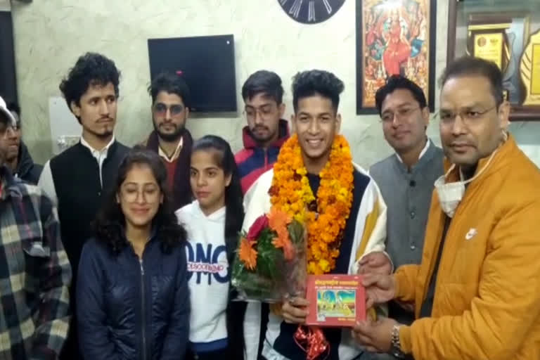 dancing star aman shah rishikesh news