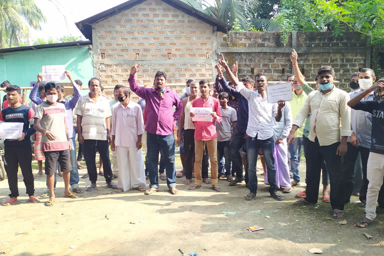 বৰপেটাৰ বহৰিত AIDCৰ উপাধ্যক্ষৰ বিৰুদ্ধে গুৰুতৰ অভিযোগ মাছ ব্যৱসায়ীৰ