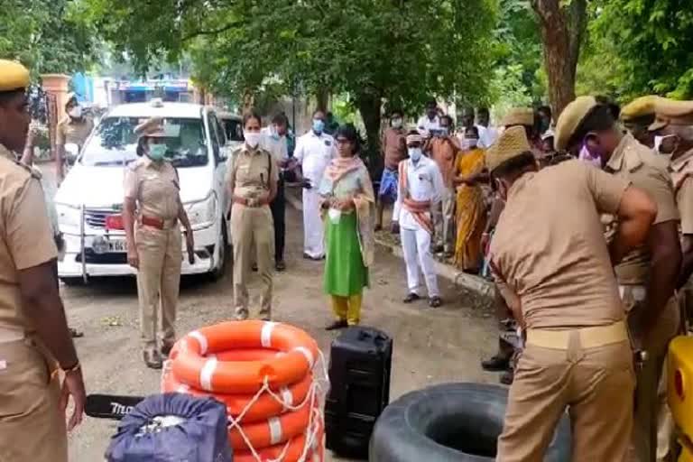 Collector inspects Nivar Cyclone protection measures in Perambalur  Perambalur Nivar Cyclone Precautionary  Perambalur Nivar Cyclone  Perambalur Collector Sri Venkada Priya  நிவர் புயல்  பெரம்பலூர் நிவர் புயல்  பெரம்பலூர் நிவர் புயல் பாதுகாப்பு நடவடிக்கைகள்  மாவட்ட ஆட்சியர் ஸ்ரீ வெங்கட பிரியா