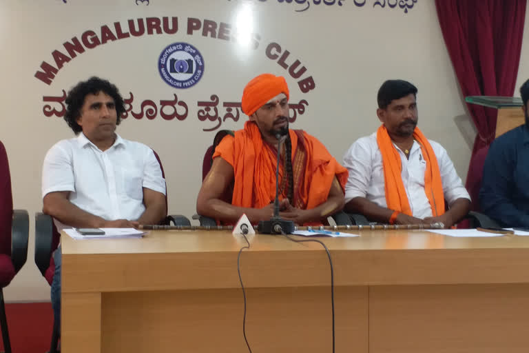 BJP leaders are lying lie for vote; Rishi Kumar Swamiji