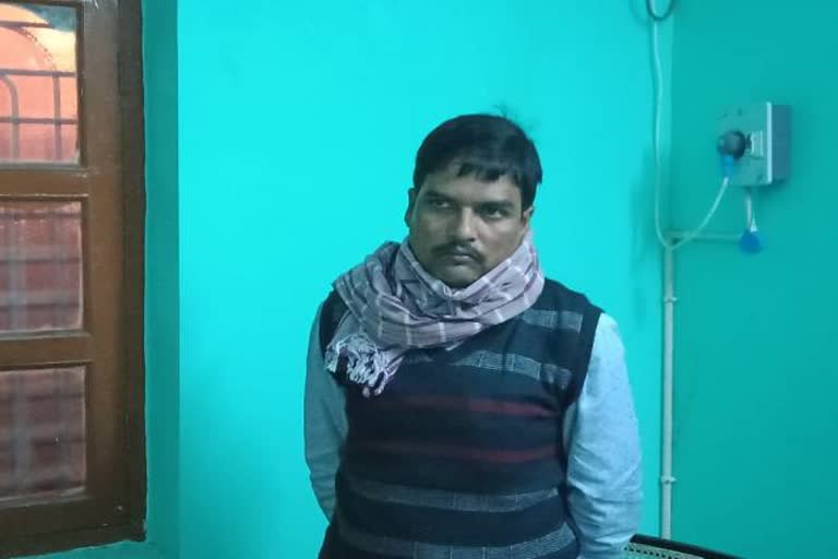 bailiff arrest by acb in koderma