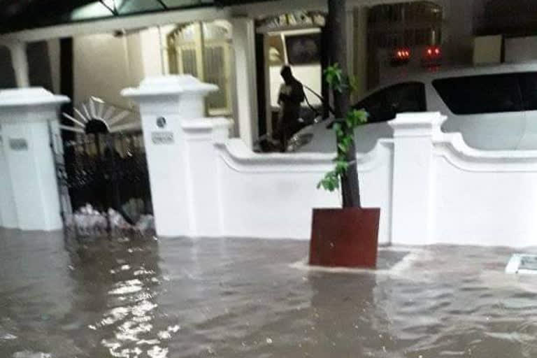 Karunanidhi house flood water