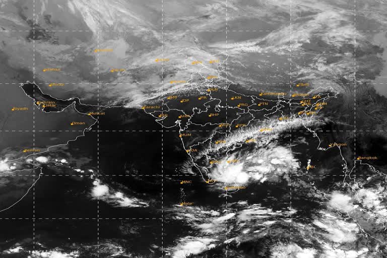 Cyclone Nivar  നിവാർ ചുഴലിക്കാറ്റ്  നിവാർ ചുഴലിക്കാറ്റ് തീവ്രമാകുമെന്ന് മുന്നറിയിപ്പ്  Cyclone Nivar likely to turn very severe  ചെന്നൈ  chennai