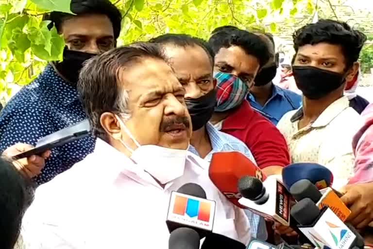 ramesh chennithala  cm pinarayi vijayan  ramesh chennithala against cm  പ്രതിപക്ഷ നേതാവ് രമേശ് ചെന്നിത്തല  രമേശ് ചെന്നിത്തല  പ്രതിപക്ഷ എംഎൽഎ  സിഎജി റിപ്പോര്‍ട്ട്  കിഫ്ബി അഴിമതി  ചെന്നിത്തല കിഫ്ബി  മുഖ്യമന്ത്രിക്കെതിരെ രമേശ് ചെന്നിത്തല  chennithala kifbi