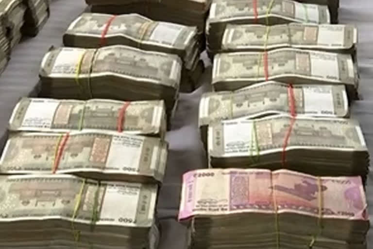 one crore cash seized in pp kunta kadapa district