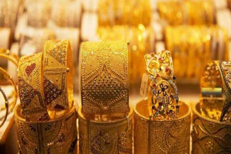 Gold rises by Rs 45; silver gains Rs 407