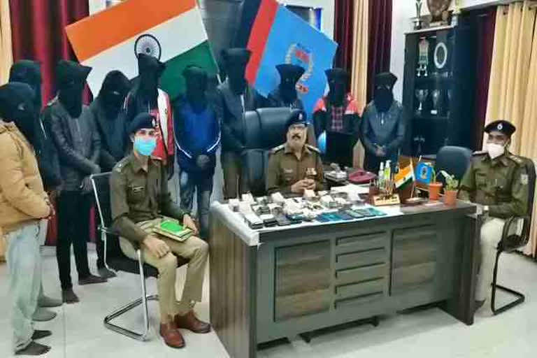 10 cyber criminals arrested in deoghar