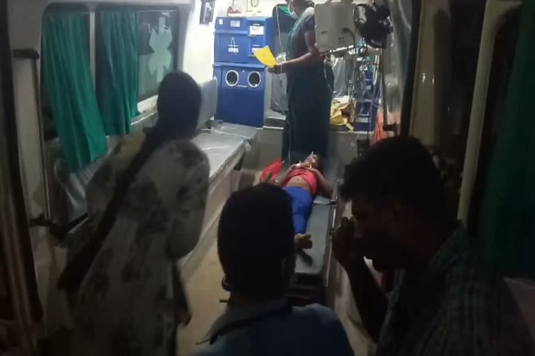 மதுரை செய்திகள்  Mother attempts suicide by poisoning 8-year-old girl in Usilampatti  A Women attempts suicide in usilampatti  Madurai Latest Crime News  மதுரை தற்கொலை முயற்சி செய்திகள்  தற்கொலை முயற்சி வழக்குகள்