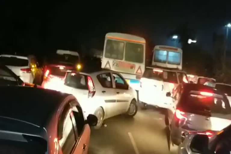traffic jam in karnal due to farmers protest