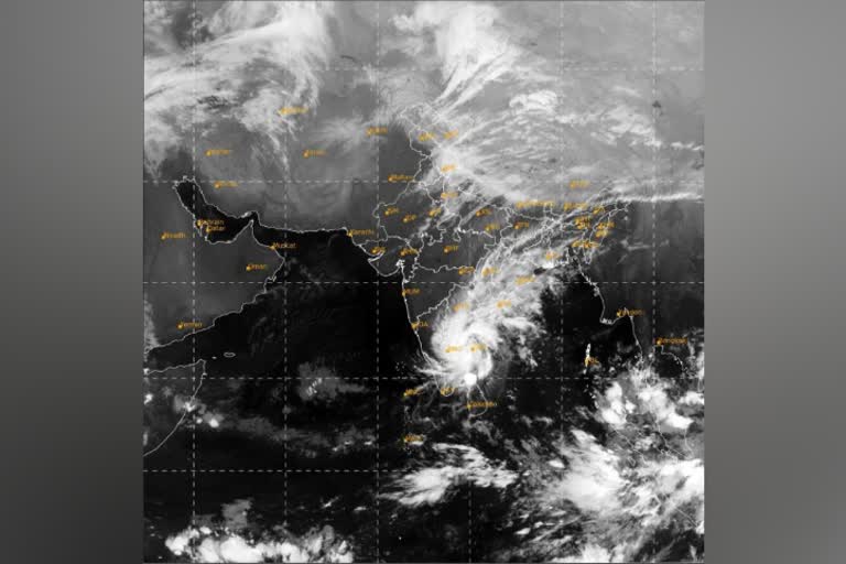 cyclone nivar live updates