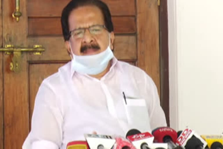 vigilance enquiry against ramesh chennithala kerala govt governor  രമേശ് ചെന്നിത്തല  ബാര്‍ കോഴ  രമേശ് ചെന്നിത്തല വാര്‍ത്തകള്‍  ബാര്‍കോഴ കേസ്  vigilance enquiry against ramesh chennithala