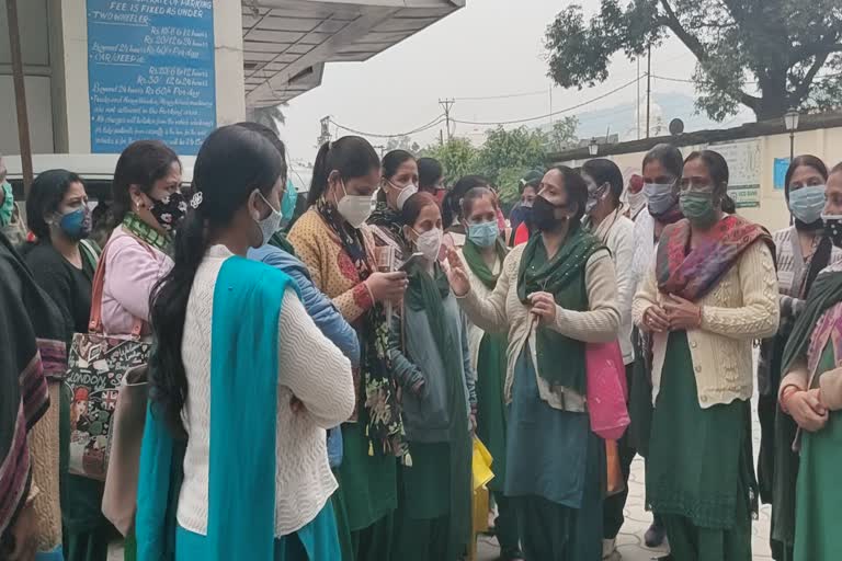 asha workers met cabinet minister sukhram chaudhary