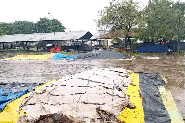 heavy rains due to Nivar cyclone in Nandyal