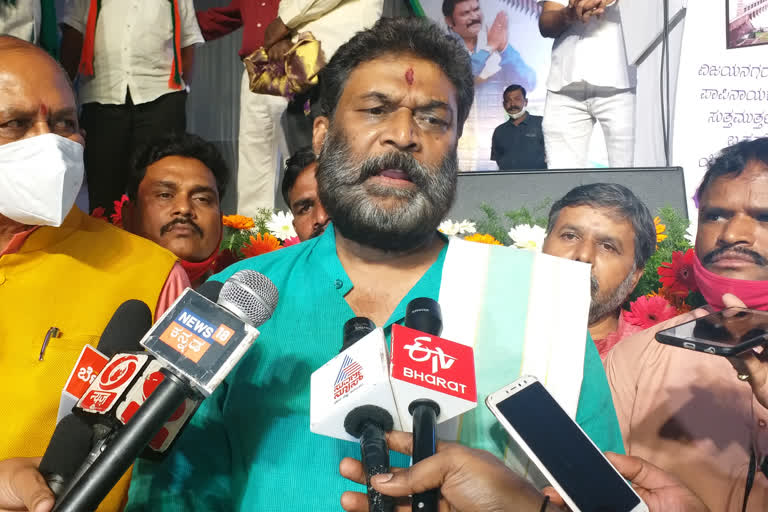 Anand Singh reaction about Vijayanagara district