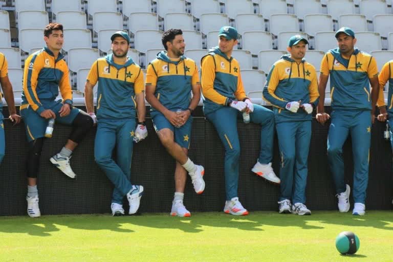 six players of pakistan cricket team tests covid positive